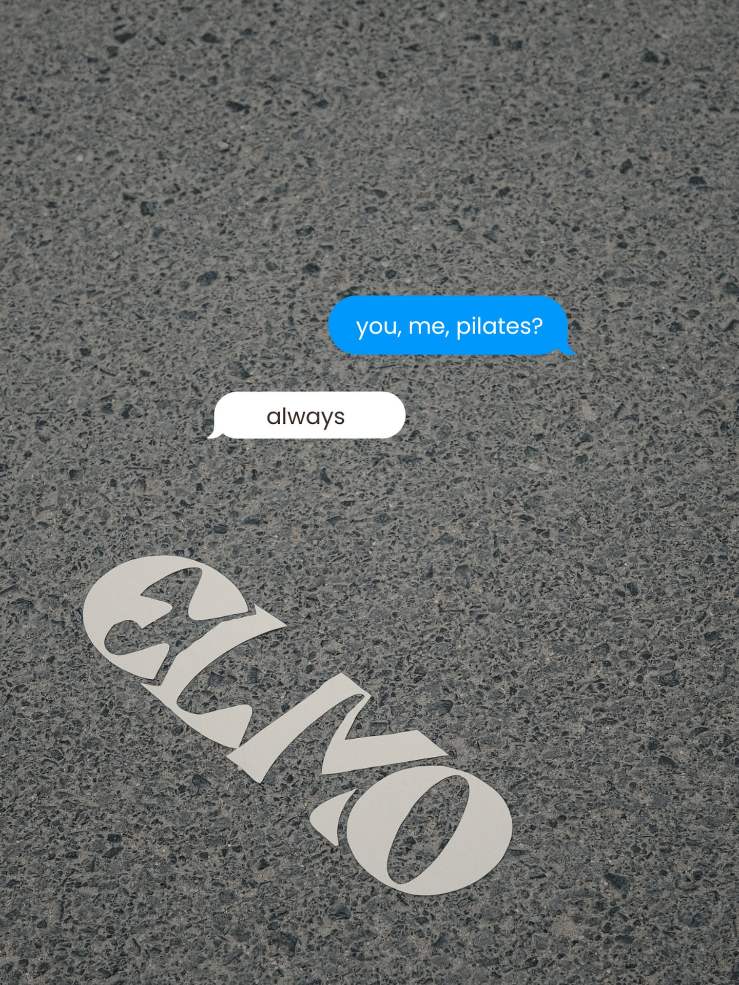 Grafika ELMO z rozmową: „you, me, pilates?” i odpowiedzią „always”